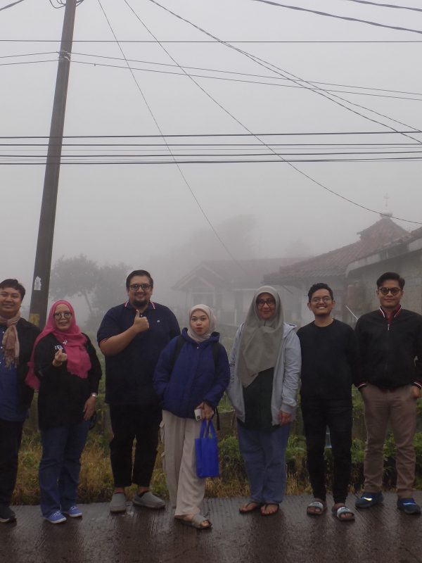 UPERaisal 2024 – Penyusunan Business Canvas untuk UMKM Desa Wisata Alamendah Bandung